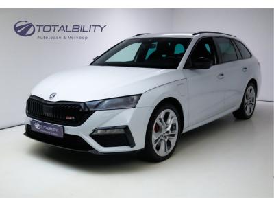 Financial Leas Škoda Octavia Combi RS iV PHEV Business 245 PK