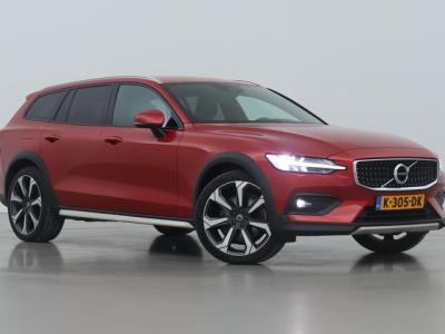 Financial Leas Volvo V60 Cross Country B5 AWD Pro