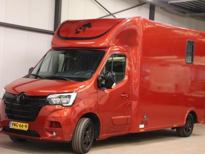 Financial Leas Renault Master Sodiak 180P Paardenwagen Horsetruck PAARDENVERVOER