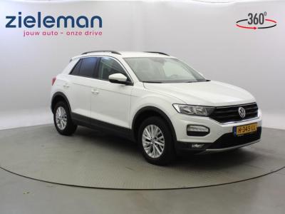 Financial Leas Volkswagen T-Roc 1.0 TSI Style - Navi