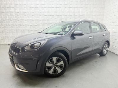 Financial Lease Kia Niro 1.6 GDi Hybrid DynamicLine CAMERA LEER TREKHAAK