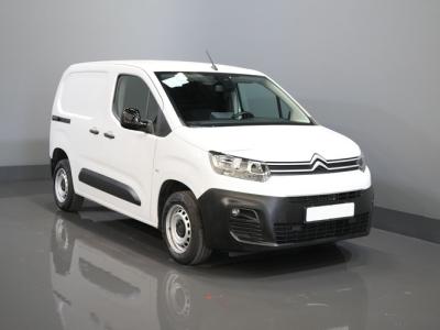Financial Lease Citroën Berlingo 1.2 PureTech 110 pk BENZINE BPM VRIJ! Ready2Go Carplay