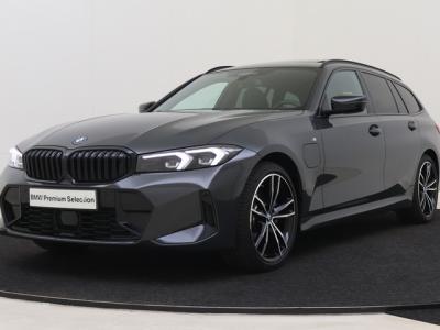Financial Leas BMW 3 Serie Touring 320e High Executive M Sport Automaat