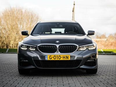 Financial Leas BMW 3 Serie Touring 320d 191PK Aut M-Sport Panoramadak Leder HUD Origineel NL