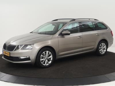 Financial Leas Škoda Octavia 1.0 TSI Clever Edition