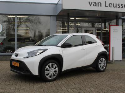 Financial Lease Toyota Aygo X PLAY