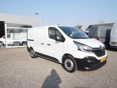 Financial Leas Renault Trafic 2.0 dCi 120PK L1H1 Airco met inrichting