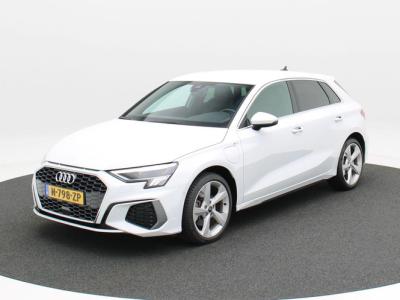 Financial Lease Audi A3 Sportback 40 TFSi e 204 Pk Automaat S-Line
