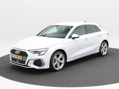 Financial Lease Audi A3 Sportback 40 TFSi e 204 Pk Automaat S-Line