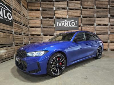 Financial Lease BMW 3 Serie Touring M340i xDrive Pano HUD Trekhaak 360 Leder H&K Laser NED. Auto! BOM VOL!