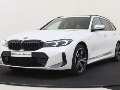 Financial Leas BMW 3 Serie Touring 320e M Sport Automaat