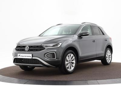Financial Leas Volkswagen T-Roc Life Edition 1.0 TSI 116 pk 6 versn. Hand