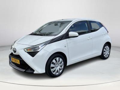 Financial Lease Toyota Aygo 1.0 VVT-i x-play