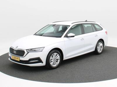 Financial Leas Škoda Octavia Combi 1.0 e-TSi 110 Pk Automaat Business Edition