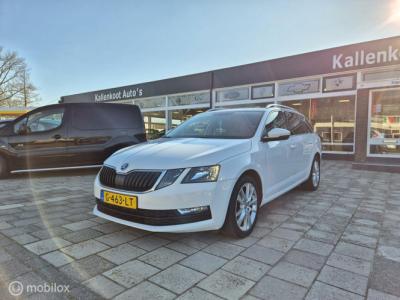Financial Leas Škoda Octavia Combi 1.6 TDI Clever Edition DSG
