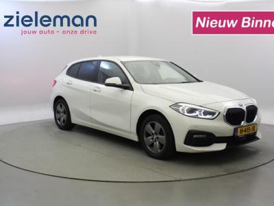 Financial Lease BMW 1-serie 118i Executive Edition Automaat - Carplay