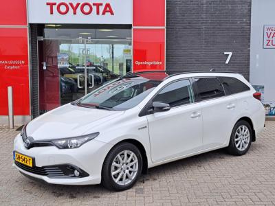 Financial Leas Toyota Auris Touring Sports 1.8 HYBRID BLACK EDITION