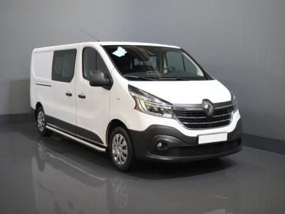 Financial Leas Renault Trafic 2.0 dCi 120 pk L2 DC Dubbel Cabine BPM VRIJ! Ready2Go LED