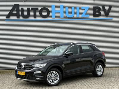 Financial Leas Volkswagen T-Roc 1.5 TSI DSG Style Business Navigatie Climate Control Carplay Adaptieve Cruise Control Top onderhouden!