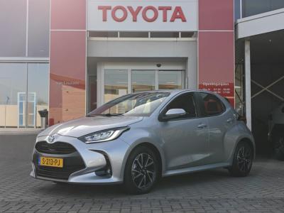 Financial Leas Toyota Yaris 1.5 HYBRID DYNAMIC