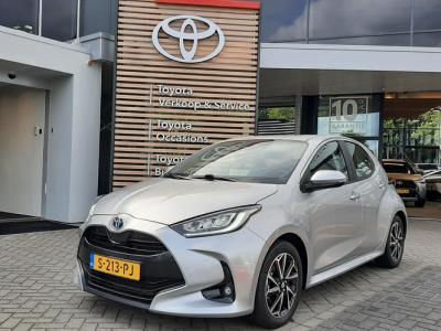 Financial Leas Toyota Yaris 1.5 HYBRID DYNAMIC
