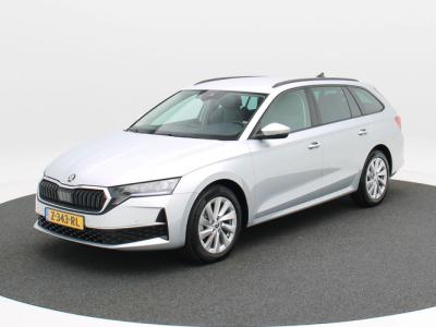 Financial Leas Škoda Octavia Combi First Edition 1.5 TSi 115 Pk Automaat