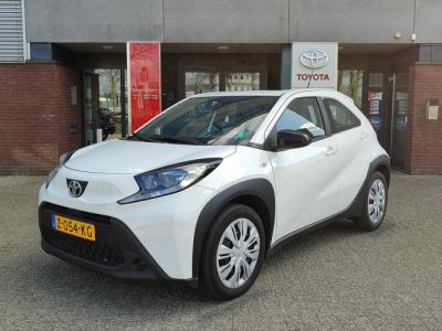 Financial Leas Toyota Aygo X PLAY 5-DEURS