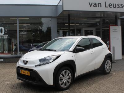 Financial Leas Toyota Aygo X PLAY