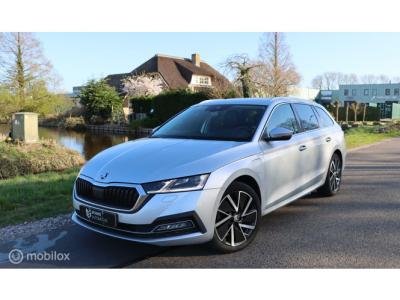 Financial Leas Škoda Octavia Combi 1.4 TSI iV PHEV