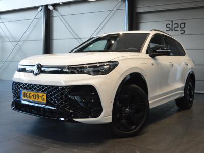 Financial Leas Volkswagen Tiguan 1.5 eHybrid 3X R-LINE Black Style camera trekhaak 19 inch !!