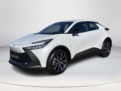 Financial Leas Toyota C-HR 2.0 Plug-in Hybrid 220 Dynamic