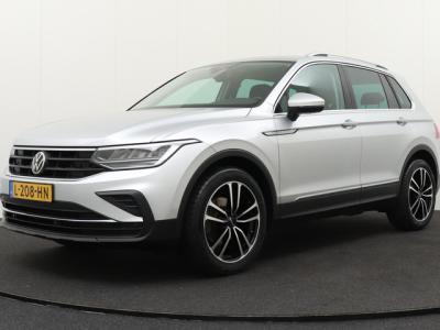 Financial Leas Volkswagen Tiguan 1.5 150 PK TSI Aut. Sport-Line