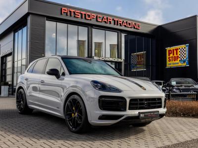 Financial Lease Porsche Cayenne 3.0 E-Hybrid