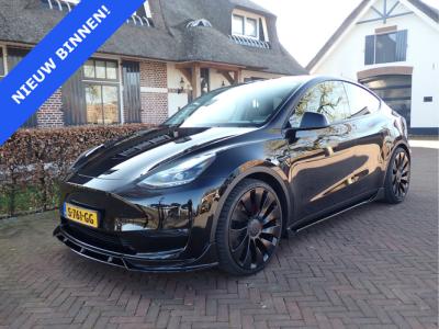 Financial Leas Tesla Model Y PERFORMANCE
