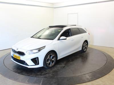 Financial Leas Kia Ceed Sportswagon 1.6 GDI PHEV ExecutiveLine Trekhaak El aKlep Panodak Leder Camera