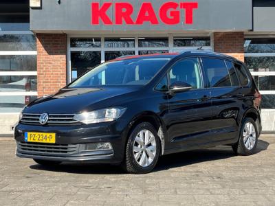 Financial Leas Volkswagen Touran Comfortline Business 1.4 TSI 150 pk - AUTOMAAT - 7 persoons - Trekhaak - Camera!