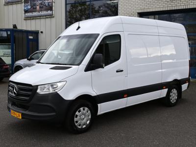 Financial Leas Mercedes-Benz Sprinter 317 CDI L2H2
