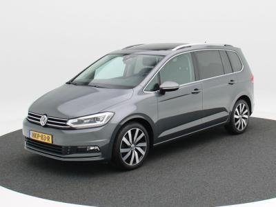 Financial Leas Volkswagen Touran 1.5 TSi 150 Pk Automaat Highline 7 Persoons