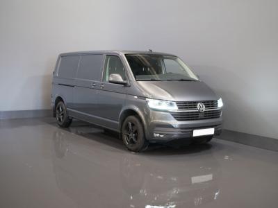 Financial Lease Volkswagen Transporter T6.1 2.0 TDI 150 pk DSG Aut. L2 BPM VRIJ! LED