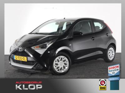 Financial Leas Toyota Aygo 1.0 VVT-i x-play limited