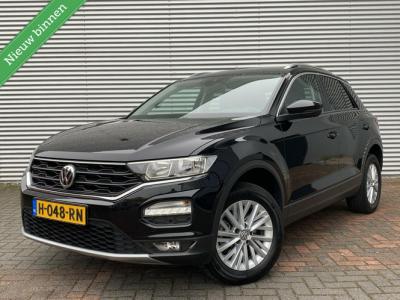 Financial Leas Volkswagen T-Roc 1.5 TSI Airco Carplay Cruise Led NL Auto 2020 Origineel 92238 KM N.A.P 2 De Eigenaar Nieuwstaat