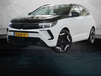 Financial Leas Opel Grandland 1.6 Turbo Plug-In Hybrid 4x4 GSe 300PK