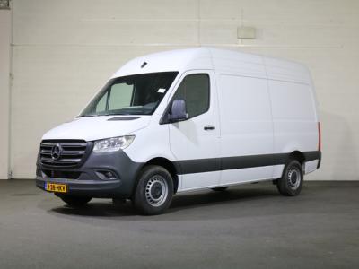 Financial Leas Mercedes-Benz Sprinter 317 CDI L2 H2 Airco Mbux Camera