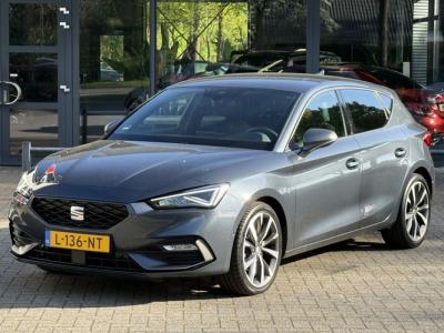 Financial Lease SEAT Leon 1.5 eTSI FR Business Intense