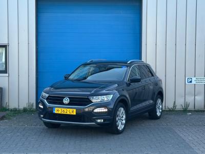 Financial Lease Volkswagen T-Roc TSI VIRTUAL CAMERA STOELVRW TREKHAAK EL KLEP