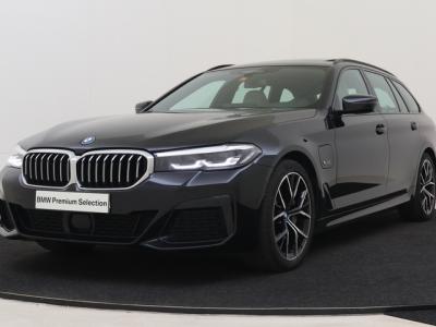 Financial Leas BMW 5 Serie Touring 530e High Executive M Sport Automaat