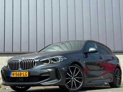 Financial Leas BMW 1-serie 118i 140PK Automaat M-Sport
