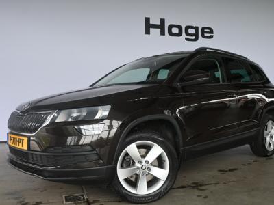 Financial Leas Škoda Karoq 1.0 TSI Style Automaat Clima Carplay Stoelverwarming Rijklaarprijs Inruil Mogelijk!
