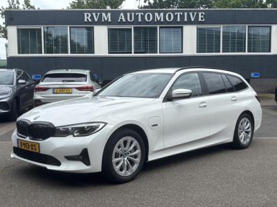 Financial Lease BMW 3 Serie Touring 330e High Executive