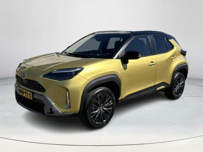 Financial Leas Toyota Yaris Cross 1.5 Hybrid Adventure Bi-tone